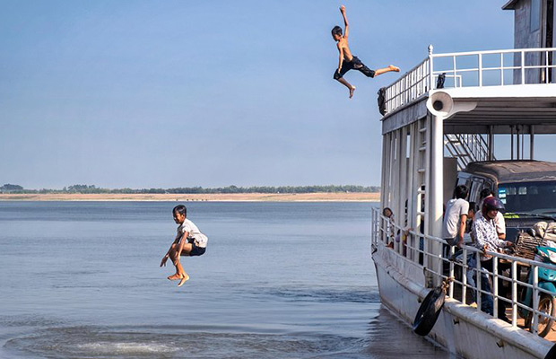 Tuk Tuk Tour to See Mekong Dolphins and Countryside