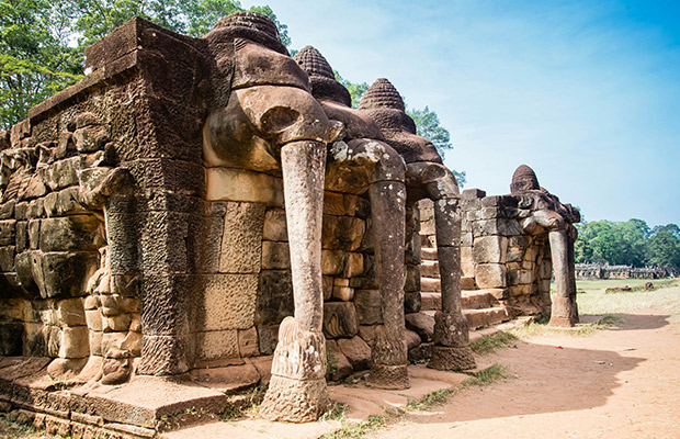 2-Day Private Angkor Temples with Floating Village Tour