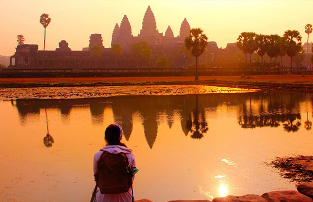 Angkor Wat Small Tour