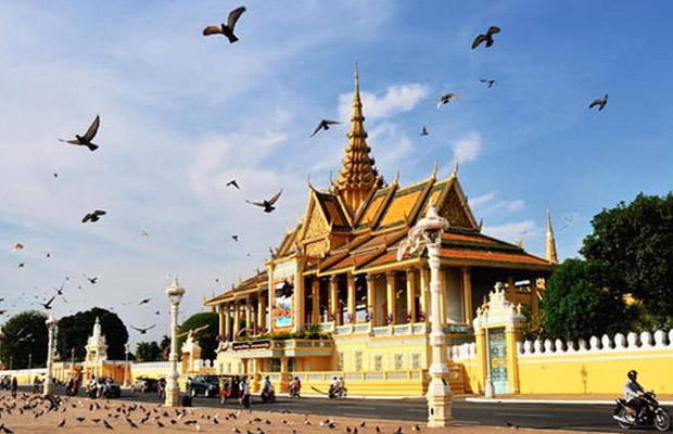 Best Cambodia Family Tour