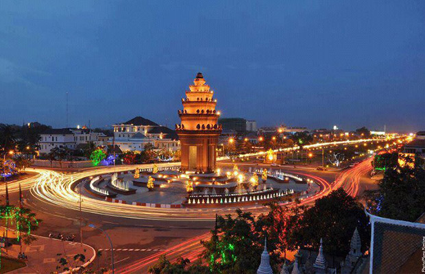 Cambodia Phnom Penh - Angkor Temple Adventure Tour