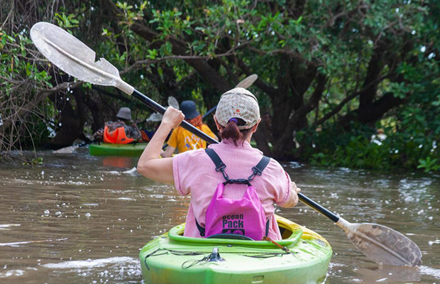 Full-Day Kayaking & Floating Village Tour in Siem Reap