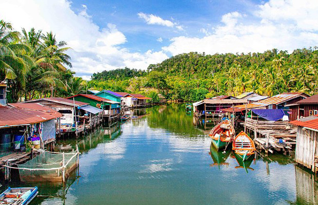 Full-Day Kayaking & Floating Village Tour in Siem Reap