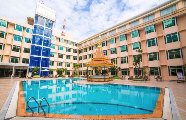 Club Excellence By Phnom Penh Hotel