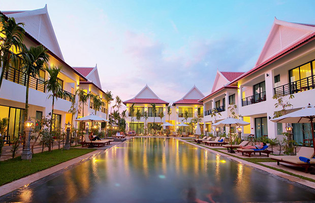 Watana Resort & Spa