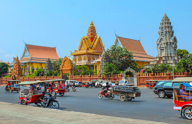 Island & Phnom Penh City Tour