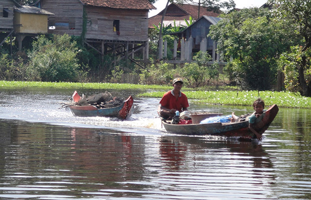 Kompong Khleang Floating Village Tour