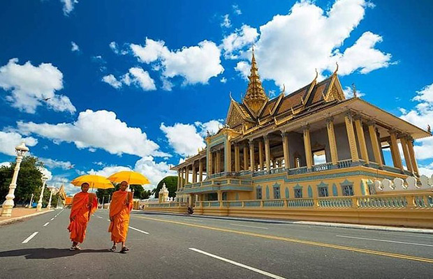 Kratie & Mondulkiri Private Guide Tour of Hidden Adventure