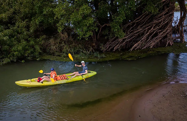 Kratie Cycling & Kayaking Experience Tour