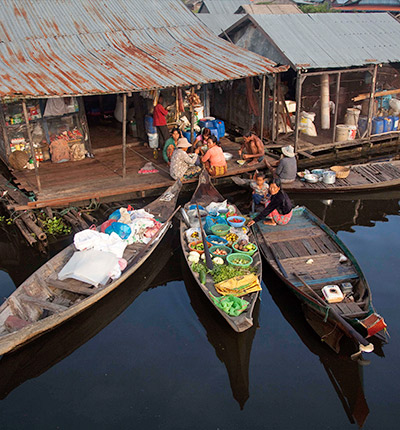 Floating Village Day Tour