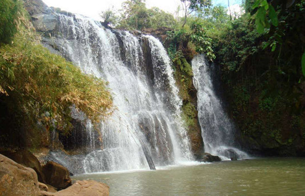 Kachanh Waterfall