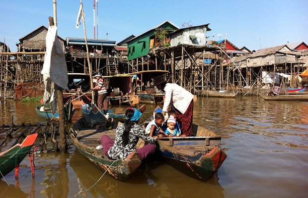 Kompong Phluk Floating Village Tour