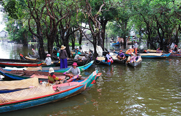 Kompong Phluk Floating Village and Tonle Sap Lake Tour