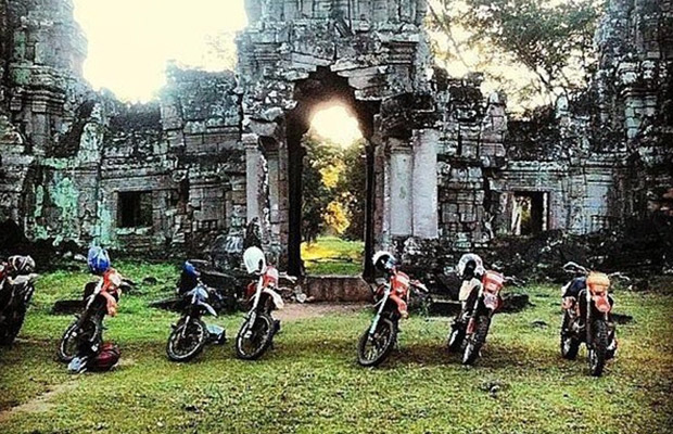Off-Road Bike Angkor Wat Sunrise