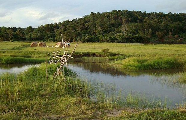 Phnom Samkos Wildlife and Mountain