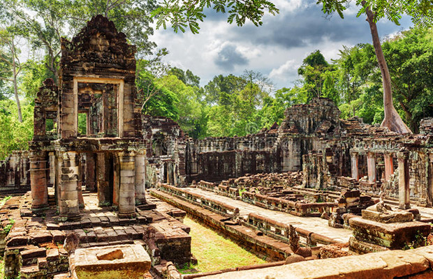 Preah Khan and Neak Pean Temples Day Tour